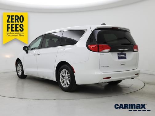White 2022 Chrysler Voyager LX