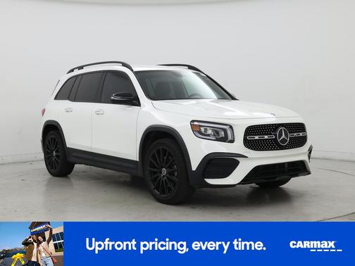 White 2022 Mercedes-Benz GLB 250