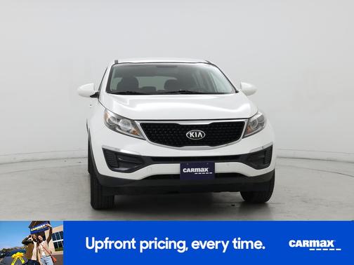 White 2016 Kia Sportage LX
