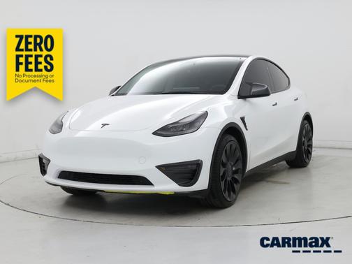 White 2025 Tesla Model Y Long Range