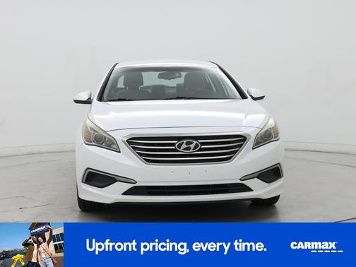 White 2016 Hyundai SONATA SE