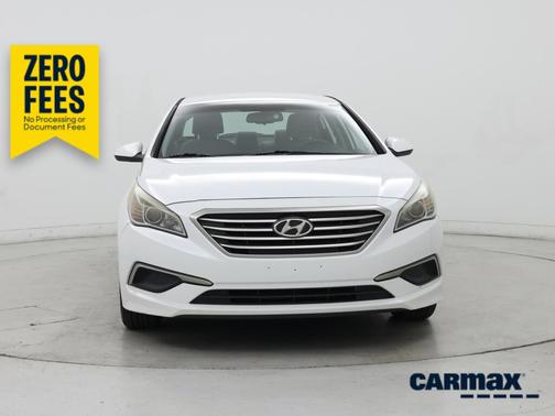 White 2016 Hyundai SONATA SE