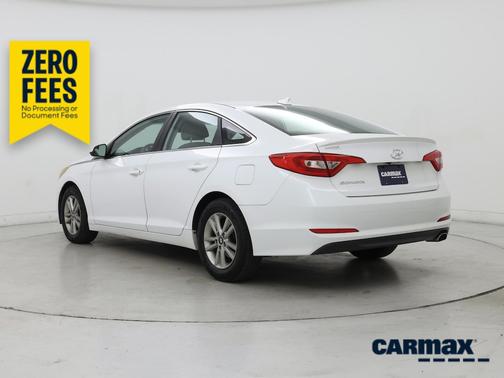 White 2016 Hyundai SONATA SE