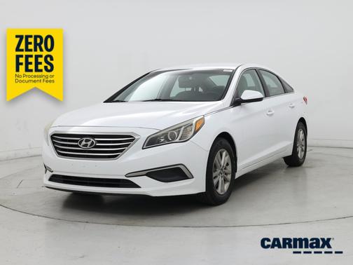 White 2016 Hyundai SONATA SE