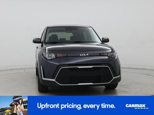 Gray 2025 Kia Soul LX