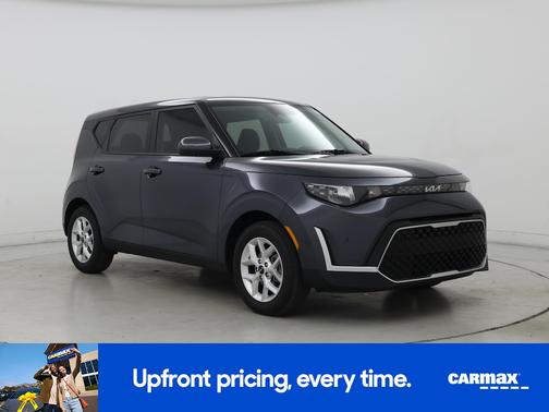 Gray 2025 Kia Soul LX
