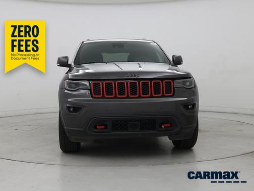 Gray 2018 Jeep Grand Cherokee Trailhawk