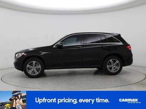 Black 2022 Mercedes-Benz GLC 300