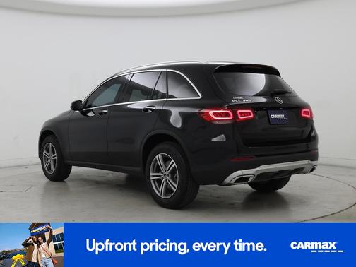 Black 2022 Mercedes-Benz GLC 300