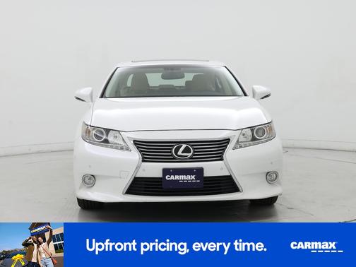 White 2015 Lexus ES 350
