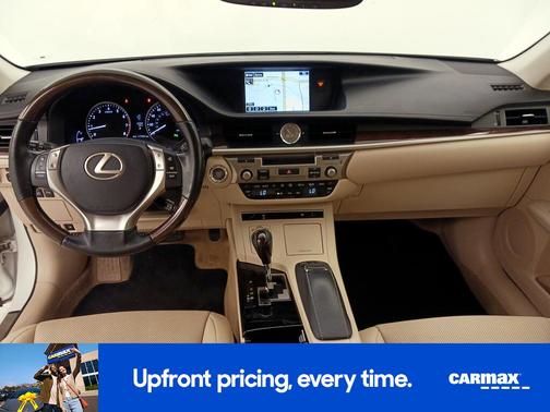 White 2015 Lexus ES 350