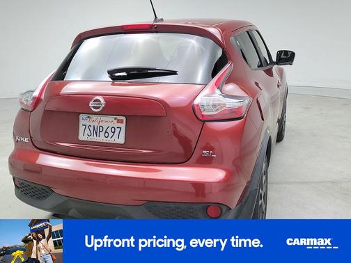 Red 2016 Nissan Juke SL