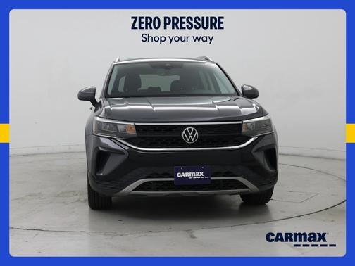Gray 2022 Volkswagen Taos SE
