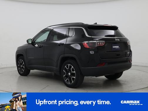 Black 2022 Jeep Compass Latitude