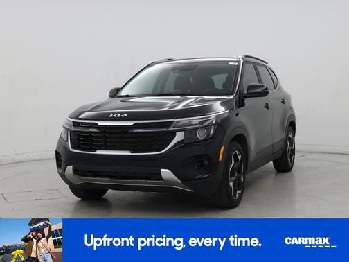 Black 2024 Kia Seltos EX