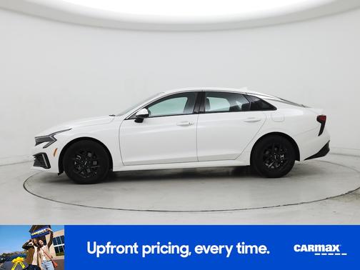 White 2025 Kia K5 LXS