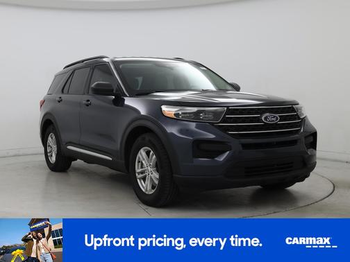 Blue 2022 Ford Explorer XLT