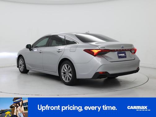 2021 Toyota Avalon Hybrid XLE