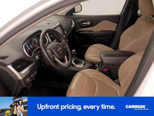 White 2016 Jeep Cherokee Latitude