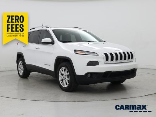 White 2016 Jeep Cherokee Latitude