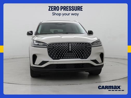 White 2025 Lincoln Aviator Reserve