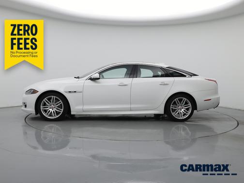 White 2019 Jaguar XJ R-Sport