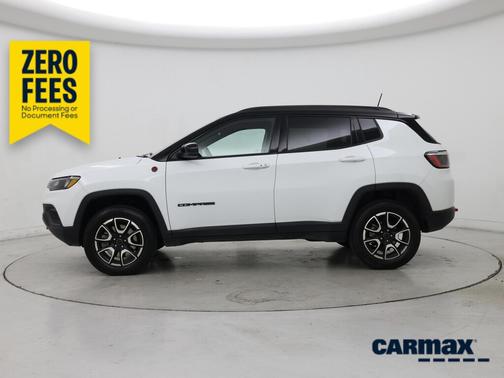 White 2025 Jeep Compass Trailhawk
