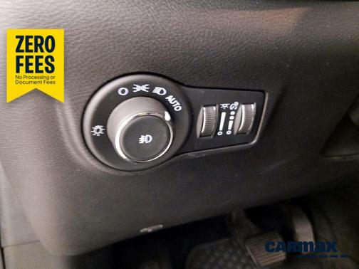 White 2025 Jeep Compass Trailhawk