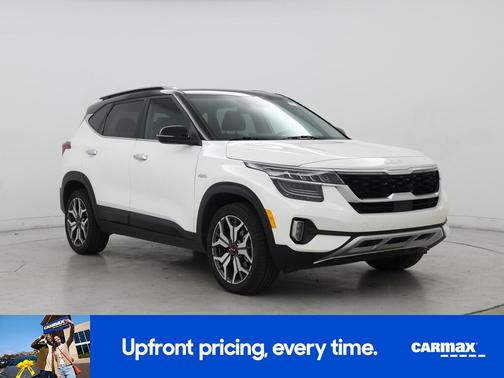 White 2023 Kia Seltos SX