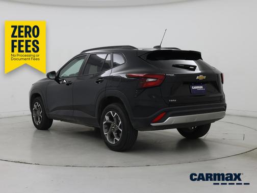 Black 2025 Chevrolet Trax LT