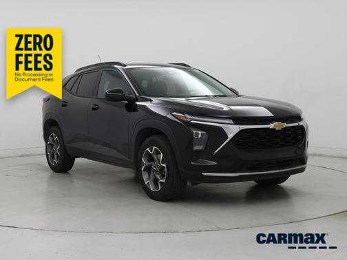 Black 2025 Chevrolet Trax LT