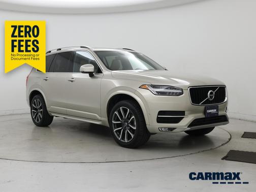 Gold 2018 Volvo XC90 T5 Momentum