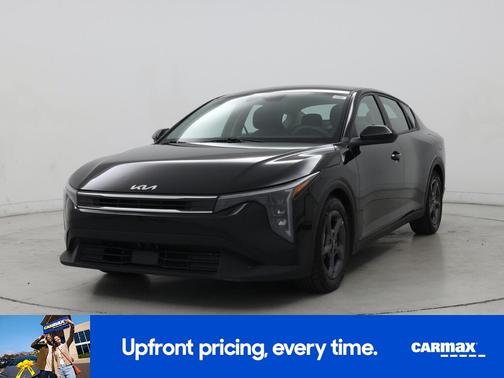 Black 2025 Kia K4 LXS