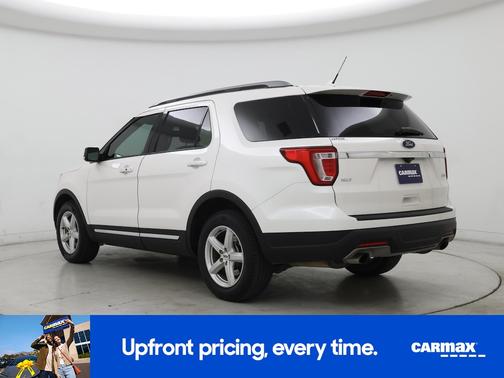 White 2019 Ford Explorer XLT
