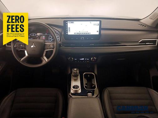 Black 2025 Mitsubishi Outlander SE