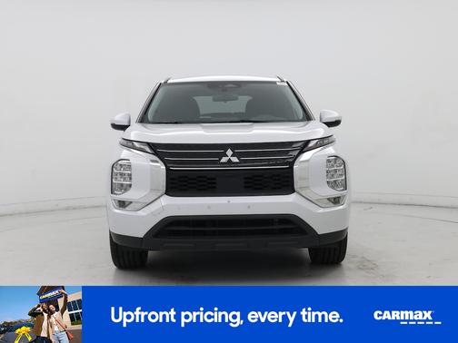 2022 Mitsubishi Outlander ES