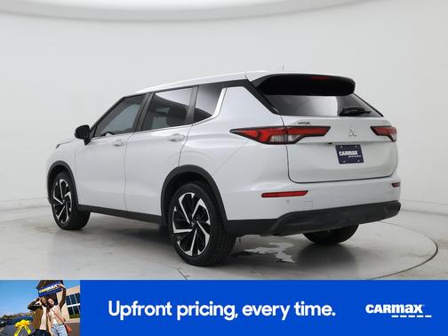 2022 Mitsubishi Outlander ES