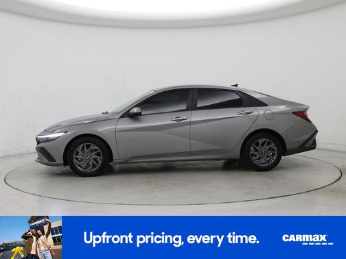 Gray 2024 Hyundai ELANTRA SEL