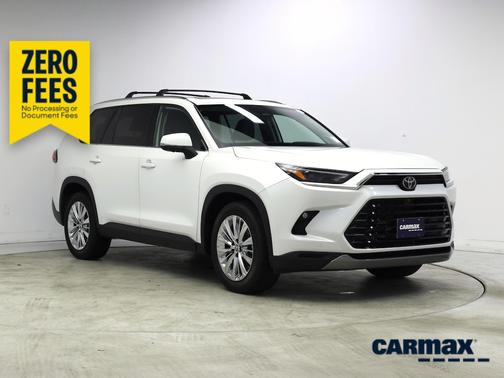 White 2024 Toyota Grand Highlander Platinum