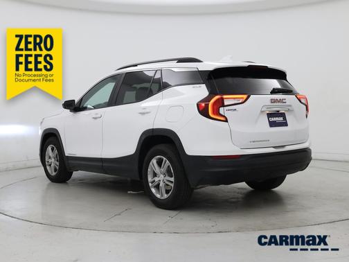 White 2022 GMC Terrain SLE