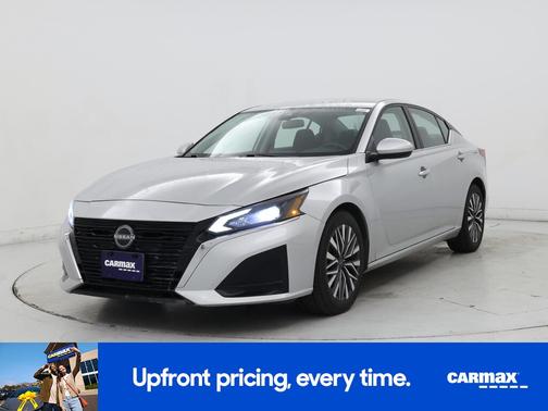 2023 Nissan Altima SV