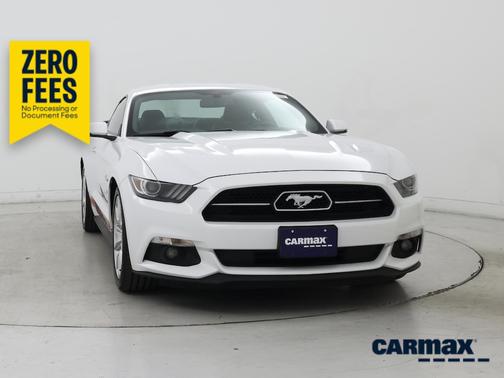 White 2015 Ford Mustang GT Premium