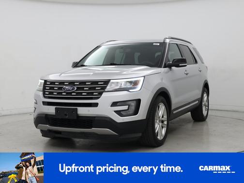 Silver 2017 Ford Explorer XLT