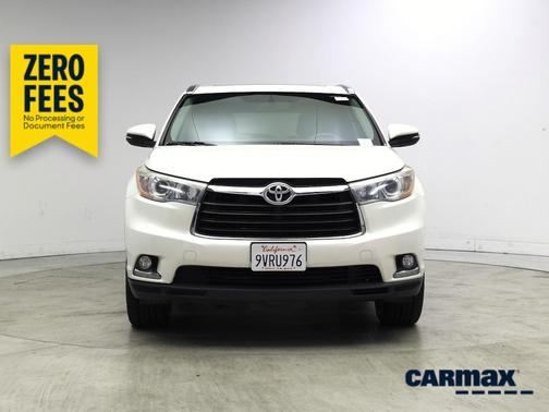 White 2016 Toyota Highlander Limited