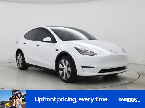 White 2023 Tesla Model Y Long Range