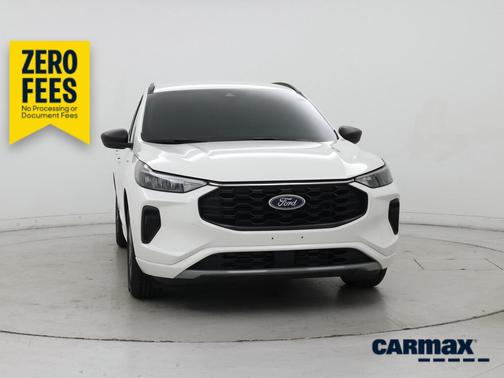 White 2024 Ford Escape ST-Line
