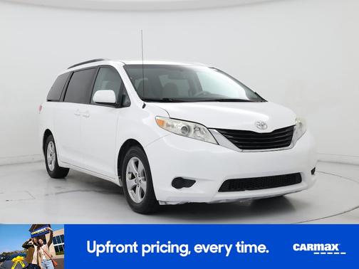 2014 Toyota Sienna LE