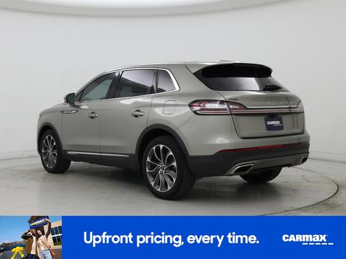 Gold 2023 Lincoln Nautilus Reserve