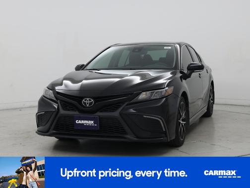 Black 2024 Toyota Camry SE
