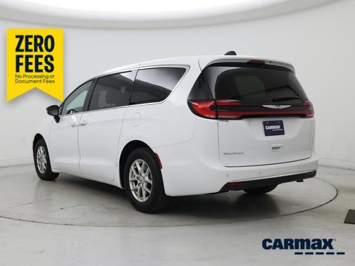 White 2024 Chrysler Pacifica Touring L